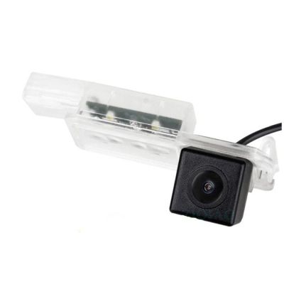Camera video auto dedicata pentru mersul cu spatele compatibila cu VW CC 2013/Golf 7 unghi 150 de grade night vision 0 lux U2 v2